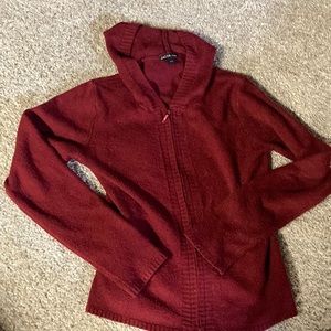 Women’s hooded sweater. Red stretch. Sz M